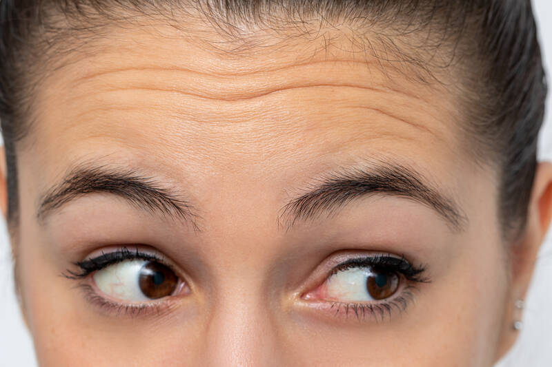 botulinumtoxin-zur-behandlung-von-stirnfalten-fuer-ein-glattes-und-entspanntes-erscheinungsbild